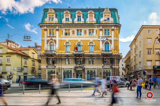 Historisches Gebäude im Stadtzentrum von Rijeka